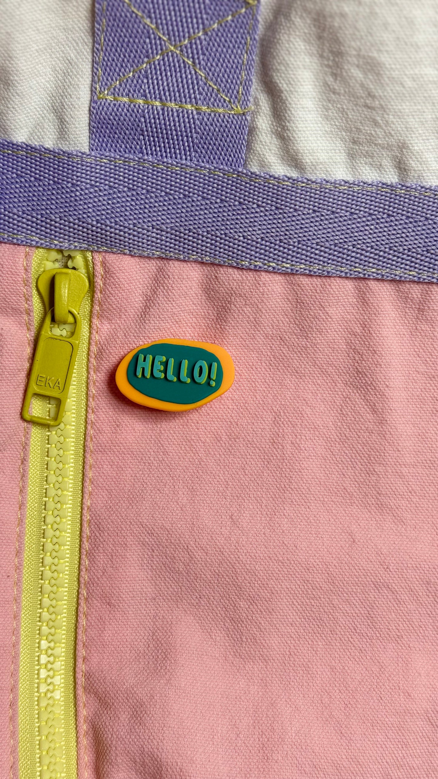 Hello pin