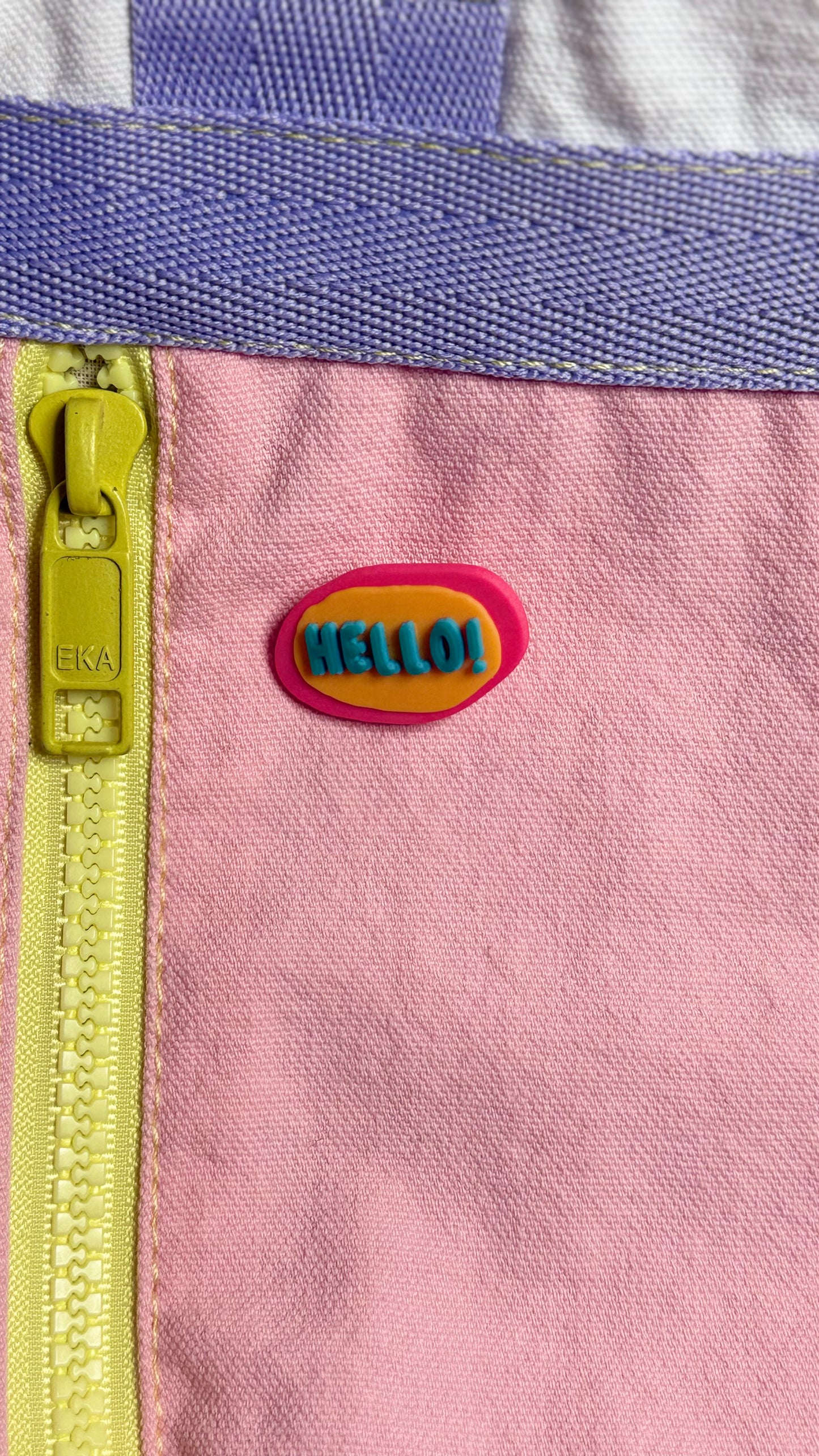 Hello pin